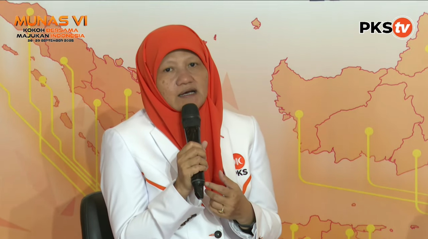 Ketua DPP PKS Bidang Koperasi dan Desa, Reni Astuti.