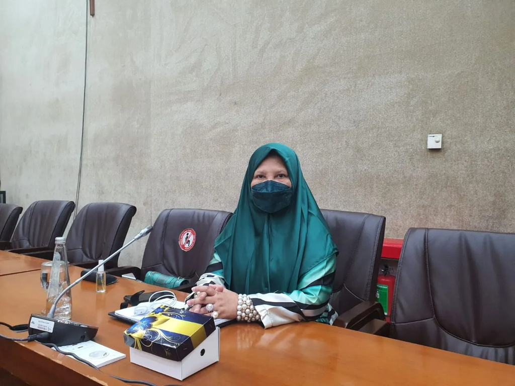 Legislator PKS, Nevi Zuairina.