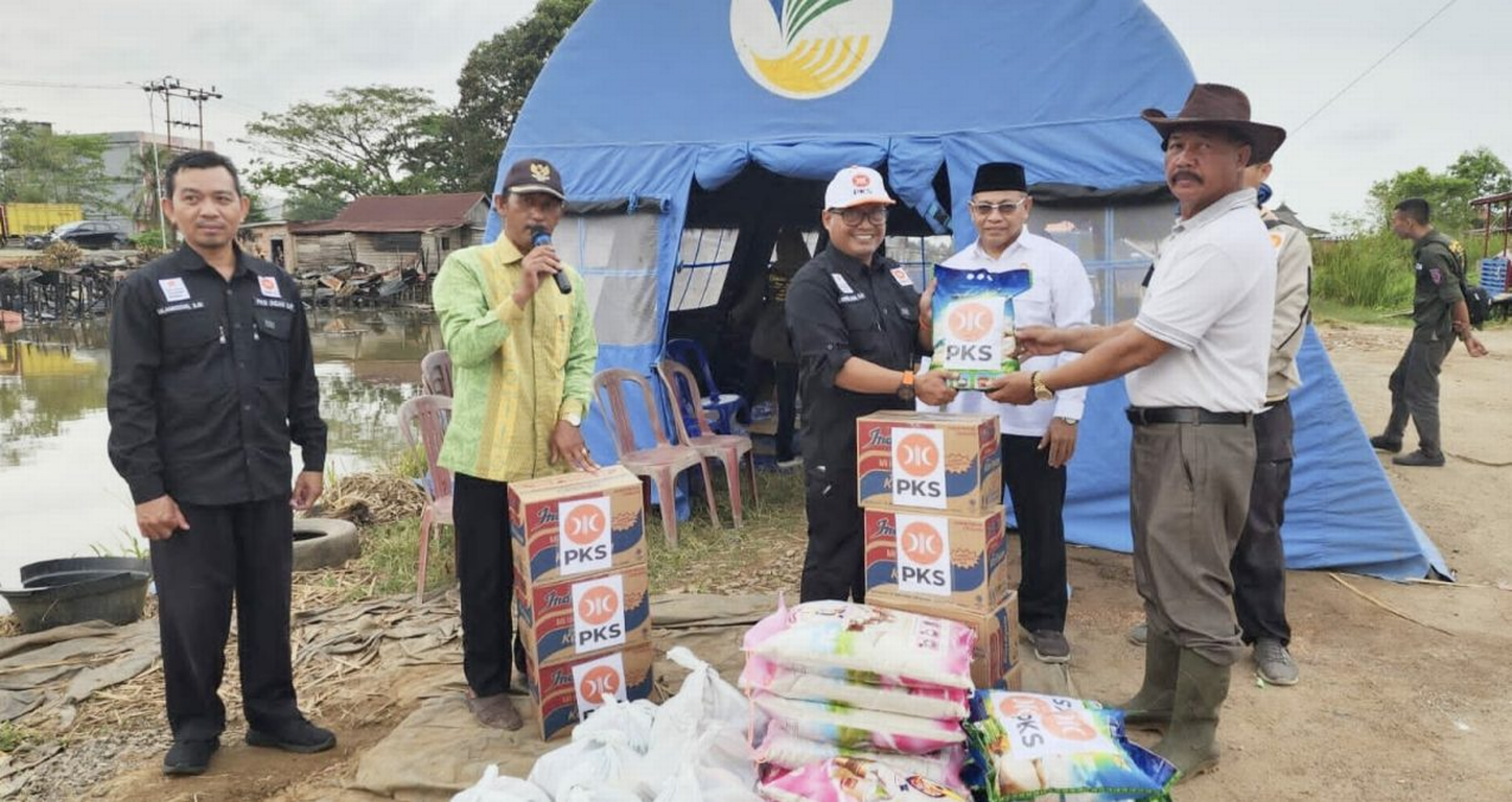 PKS Sumatera Selatan salurkan bantuan untuk korban kebakaran di Ibul Besar III