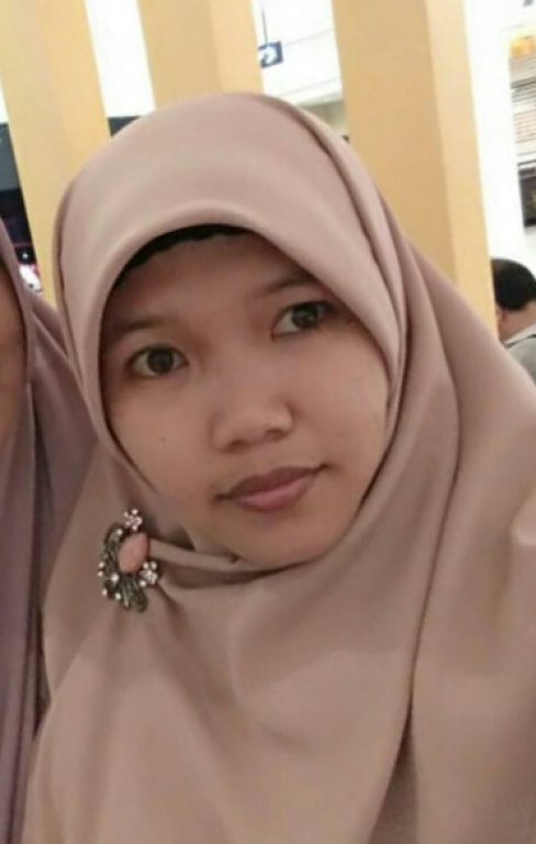 Syahidah Saksi PKS Almarhumah Helmayati