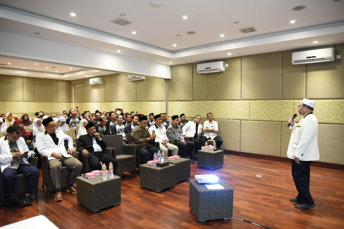 Ketua Majelis Syura PKS Habib Salim Segaf Al-Jufri dalam Konsolidasi PKS Bali, Ahad (21/10) (dok Humas PKS)