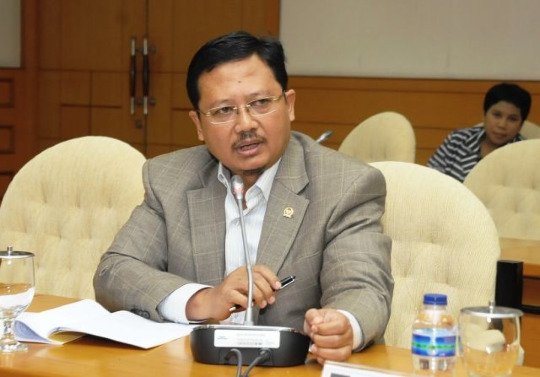 Wakil Ketua komisi V DPR RI Sigit Sosiantomo