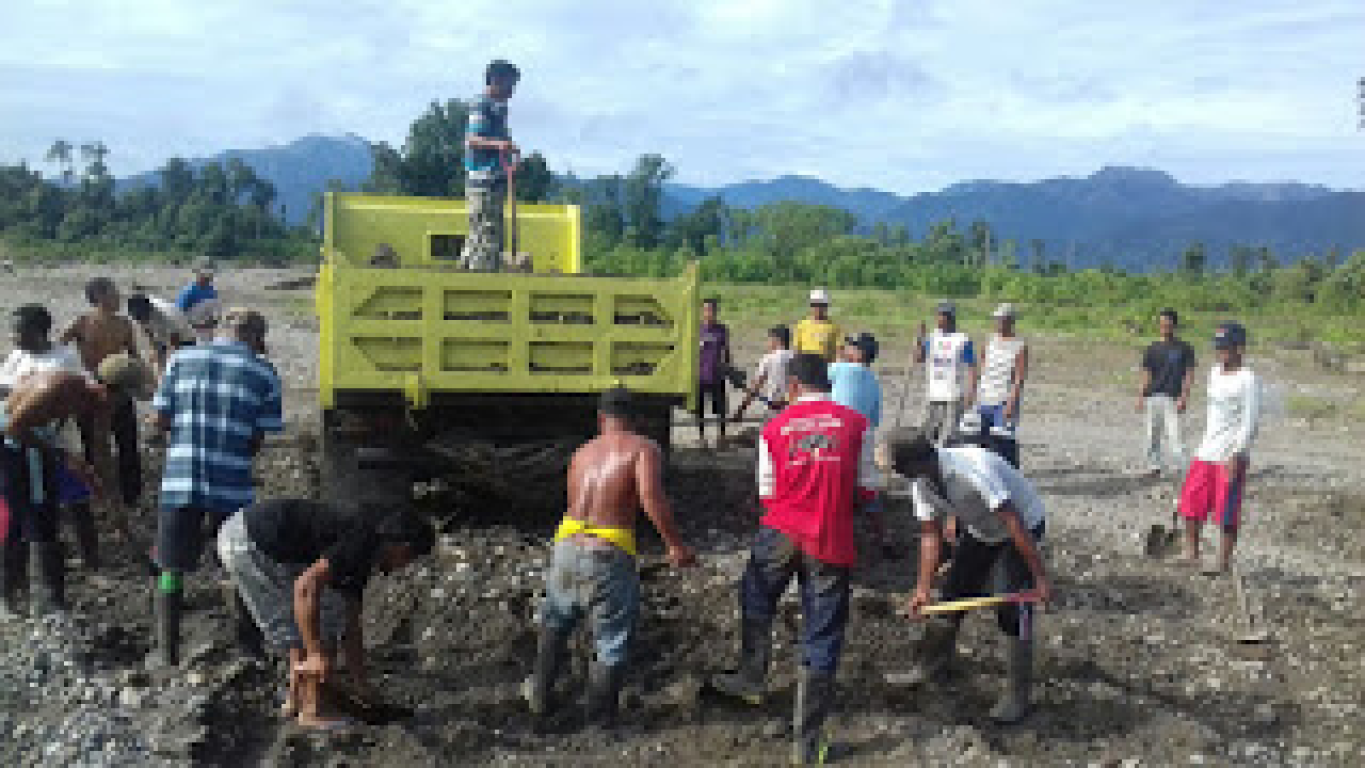 Kader PKS bantu pembangunan jalan