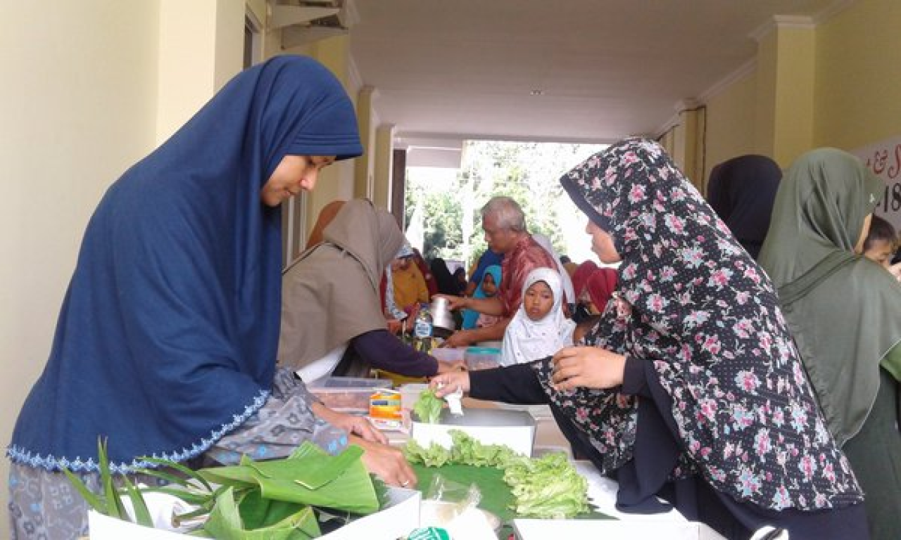 Wakil Ketua Fraksi PKS Bidang Ekonomi dan Keuangan Ecky Awal Mucharam
