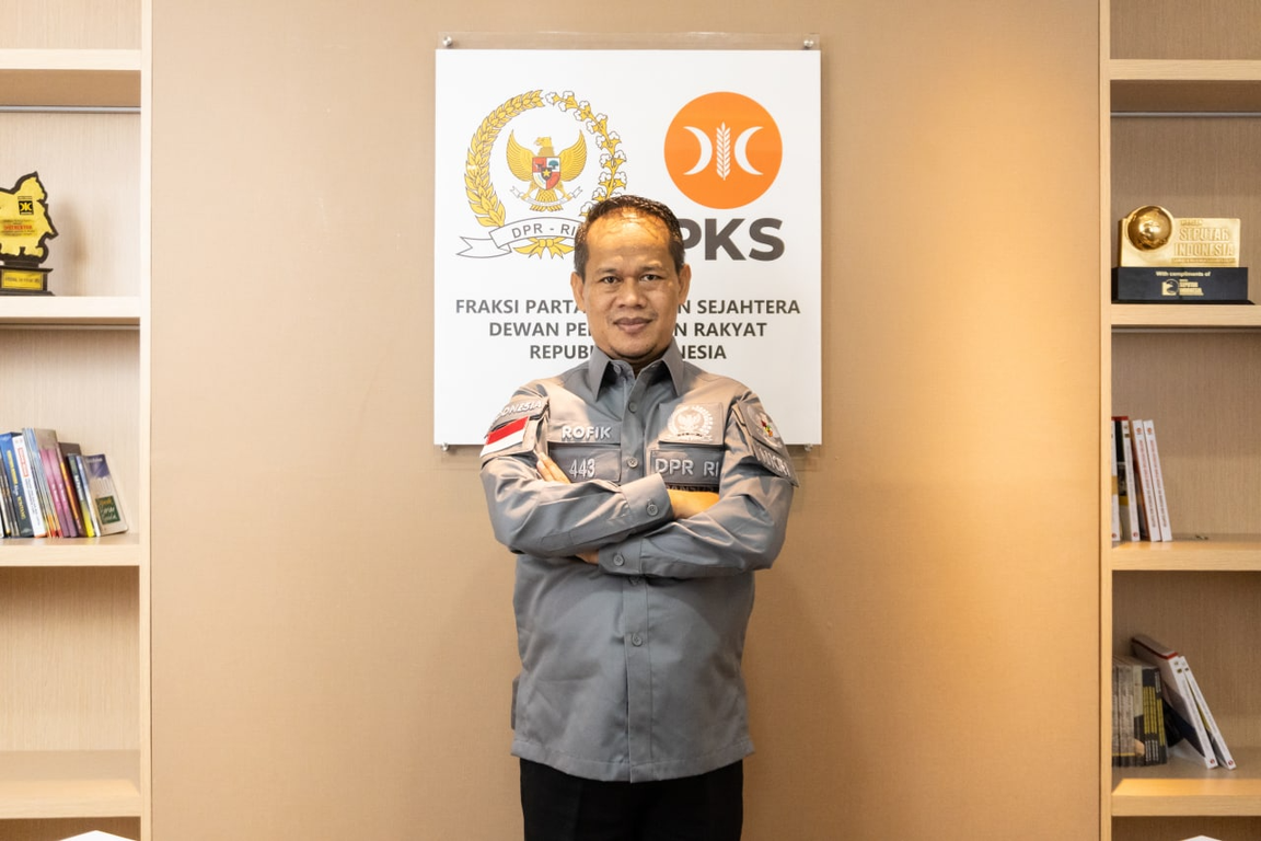 Anggota Komisi VII DPR RI dari Fraksi PKS Rofik Hananto