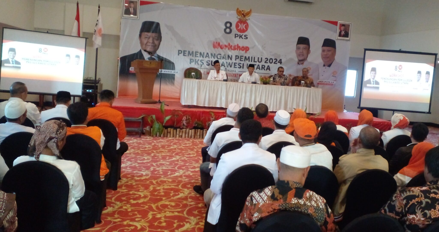 Wakil Ketua MPR RI yang juga Wakil ketua Majelis Syura PKS Hidayat Nur Wahid di acara Workshop Pemenangan Bakal Calon Legislatif (Bacaleg) di Sulawesi Utara. (seputarnusantara.id)