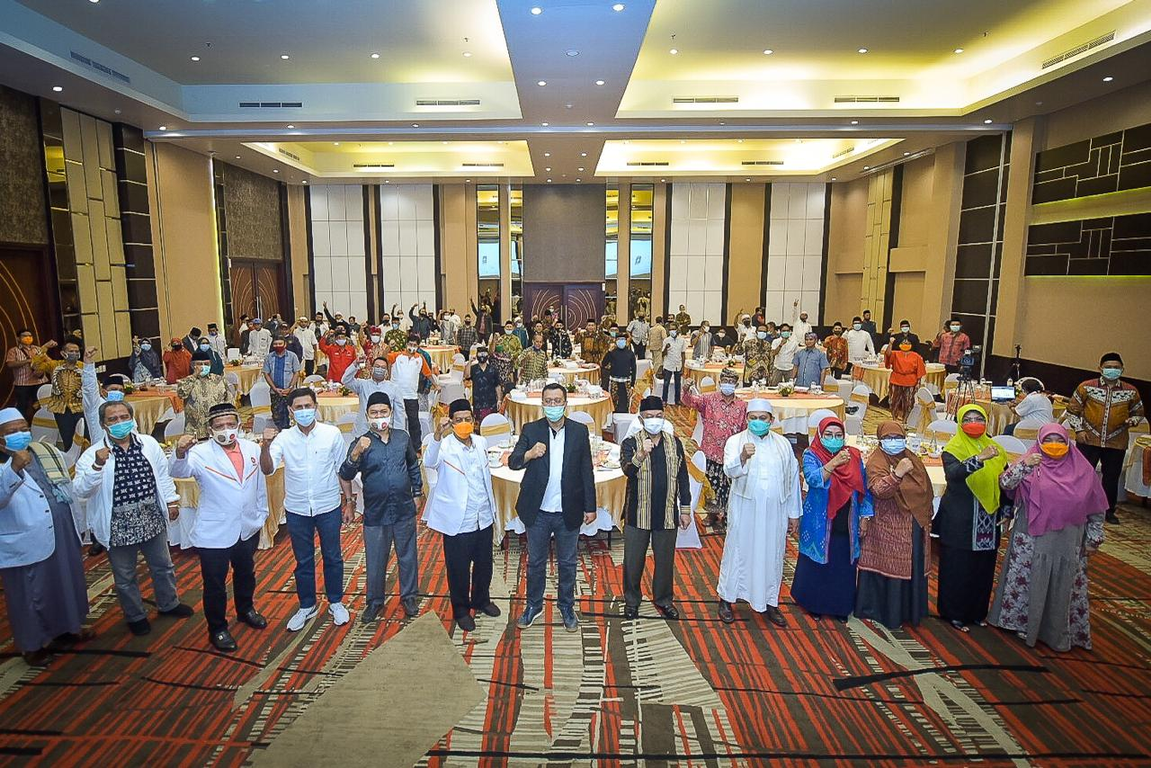 Presiden PKS dalam Temu Tokoh bersama Gubernur NTB Zulkiefliemansyah (Arief/PKSFoto)