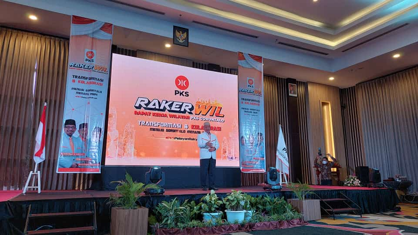 Presiden PKS Ahmad Syaikhu membuka Rakerwil PKS Gorontalo (dok Humas PKS Gorontalo)