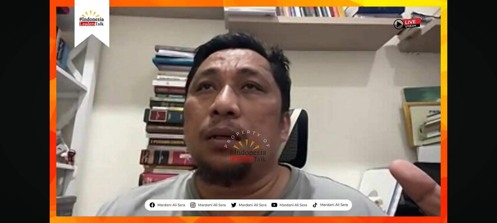akademisi hukum dan aktivis demokrasi, Feri Amsari