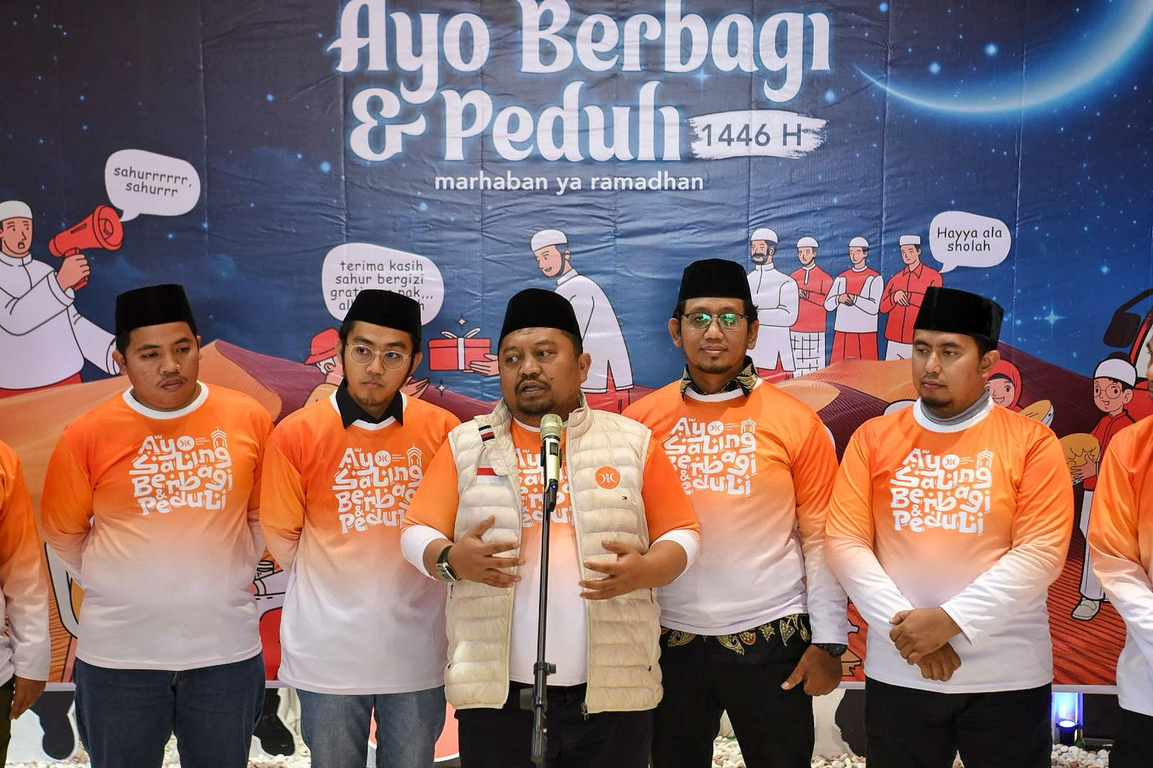Yanuar Arif Wibowo menyampaikan beberapa program Ramadhan bersama PKS dengan tema Ayo Saling Berbagi dan Peduli
