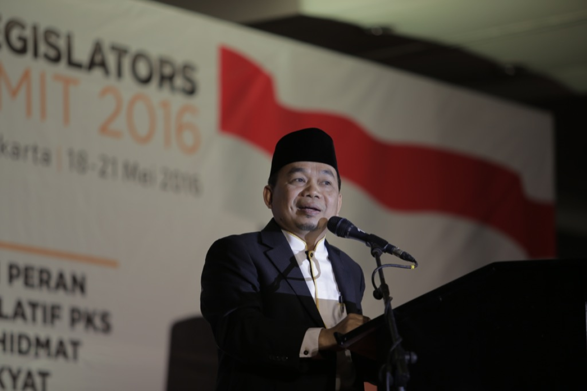 Ketua Fraksi PKS Jazuli Juwaini