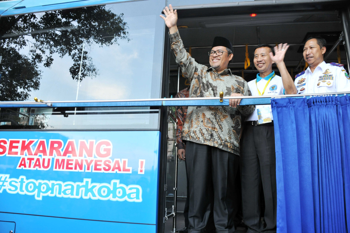 Gubernur Jawa Barat Ahmad Heryawan (Aher)