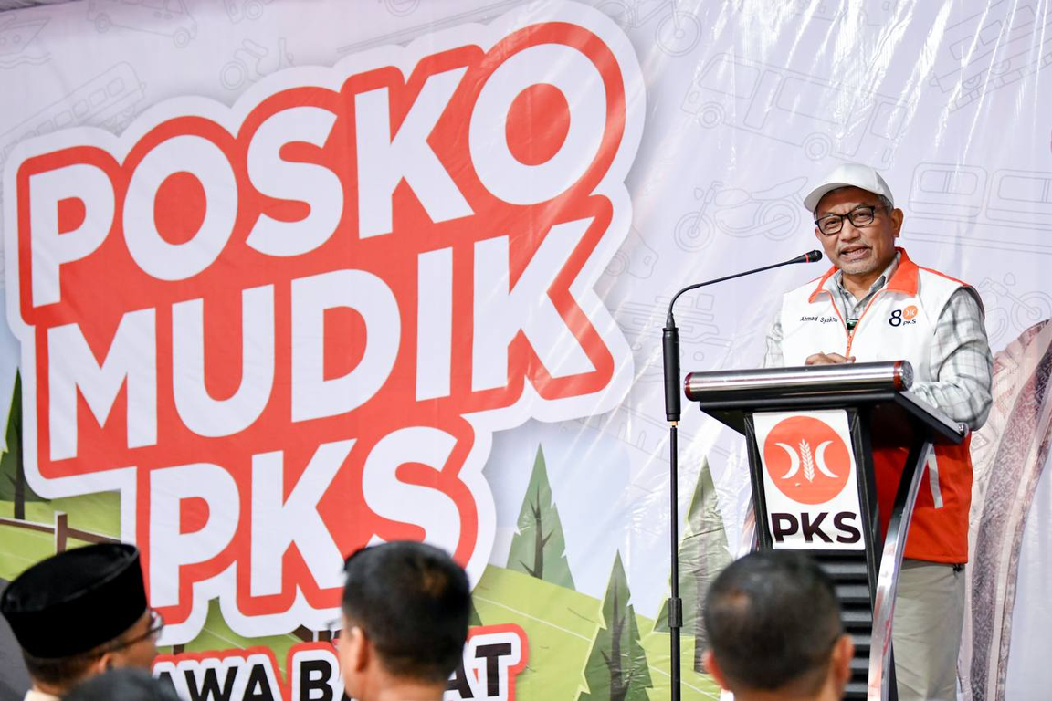 Resmikan Posko Mudik PKS Jawa Barat, Syaikhu: Pelayanan Tanpa Henti bagi Pemudik Lebaran 2024