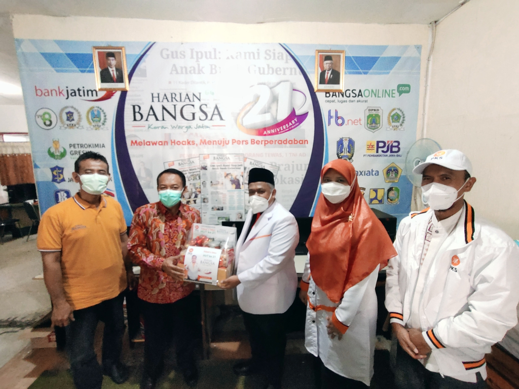 Kunjungan pengurus DPW PKS Jawa Timur ke kantor Harian Bangsa