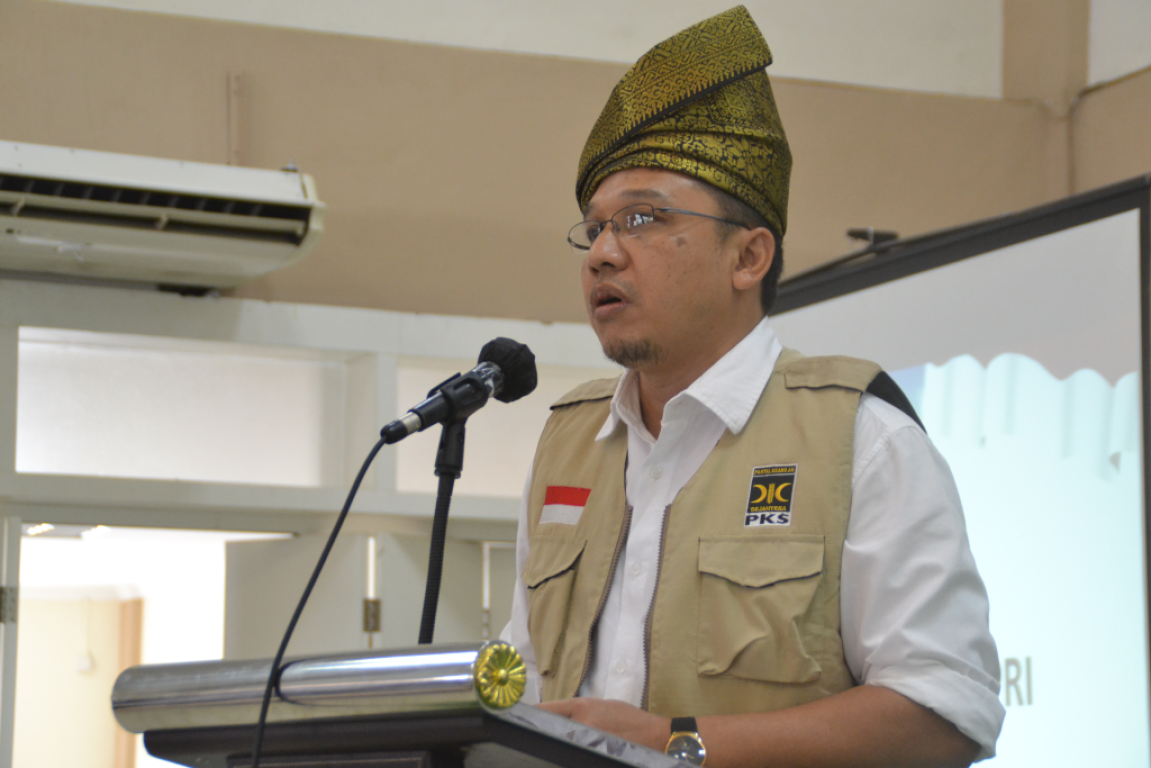 Ketua DPW Partai Keadilan Sejahtera Kepri Raden Hari Tjahyono