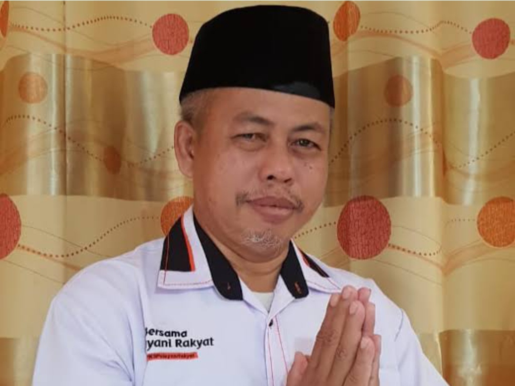 Ketua Fraksi PKS DPRD Kepulauan Riau Hanafi Ekra