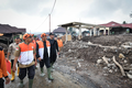 Meninjau lokasi terdampak banjir dan longsor di Malalak Timur bersama Bupati dan Camat.