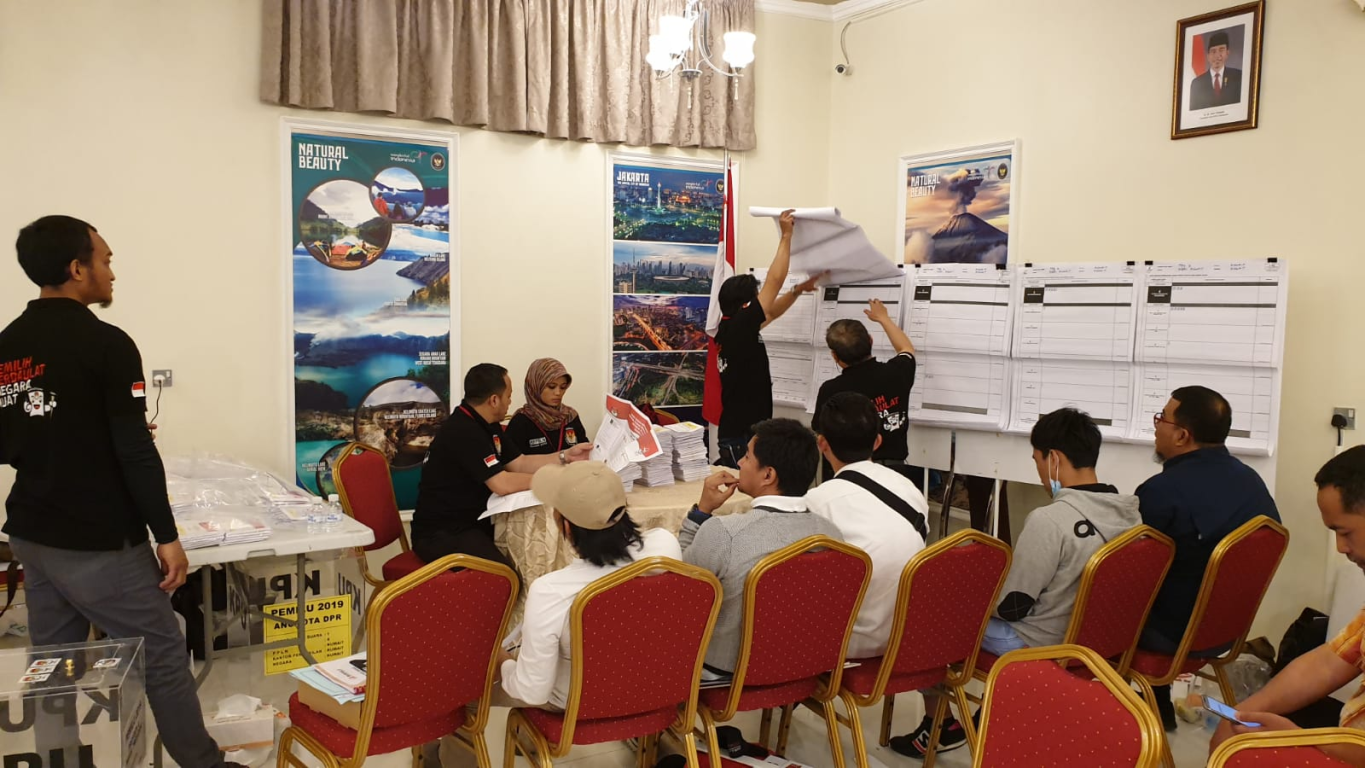 Suasana perhitungan suara Pemilu 2019 di Kuwait, Rabu (17/04/2019).(dok PIP PKS Kuwait)