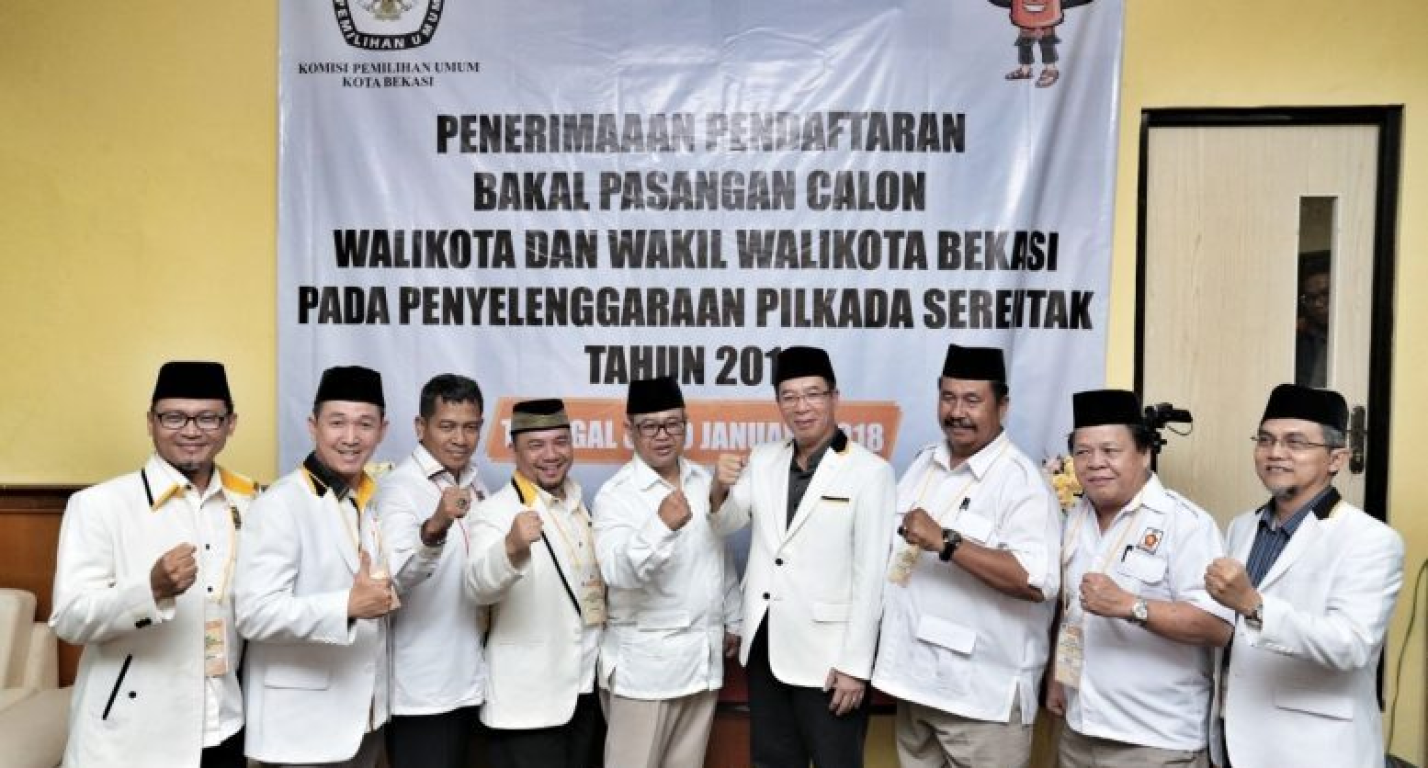 Pendaftaran Calon Wali Kota dan Wakil Wali Kota Bekasi Nur Supriyanto-Adhy Firdaus ke KPUD Kota Bekasi. (dok Humas DPD Kota Bekasi)