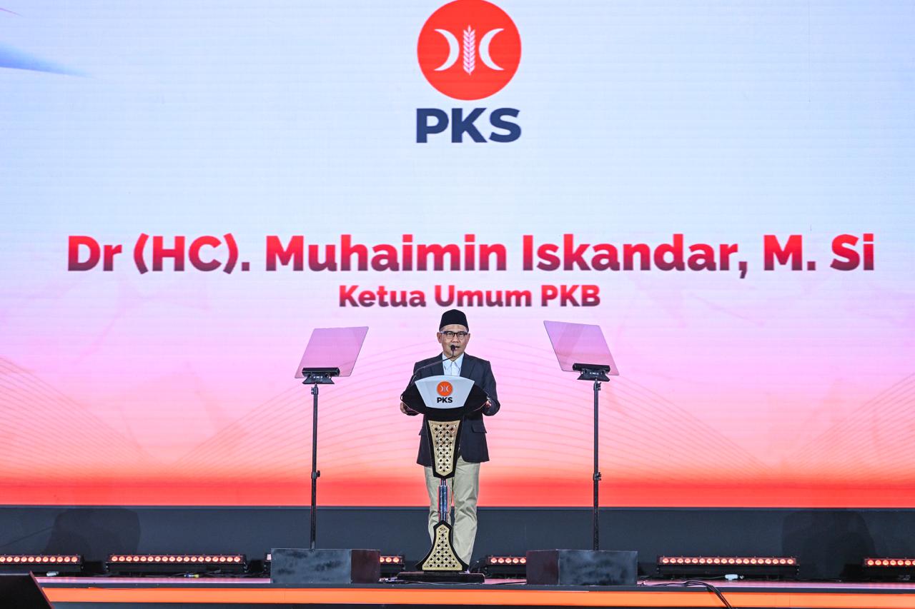 Cak Imin memberi sambutan pada MUNAS VI PKS