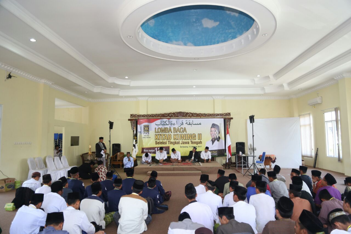 Pelaksanaan lomba baca kitab kuning di PKS Jawa Tengah, Ahad (15/10). (Humas PKS Jateng)