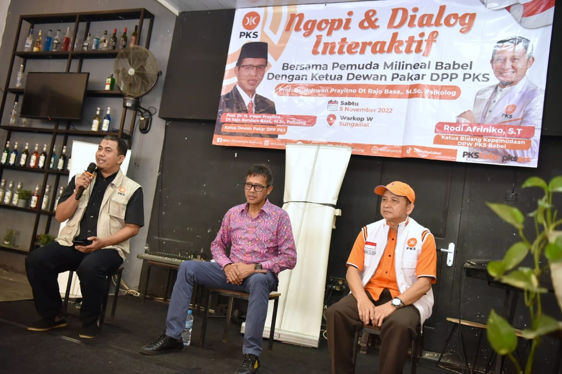 Ketua Dewan Pakar DPP PKS Profesor Irwan Prayitno hadiri Ngopi dan Dialog Interaktif bersama Pemuda Milenial Provinsi Kepulauan Bangka Belitung (Donny/PKSFoto)