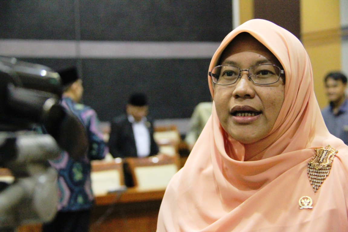 Ketua Bidang Humas DPP PKS Ledia Hanifa