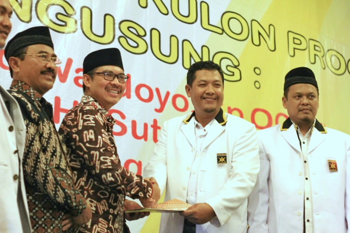 Dukungan Dewan Pengurus Wilayah (DPW) Partai Keadilan Sejahtera Jogjakarta kepada pasangan dari PDIP dan PAN