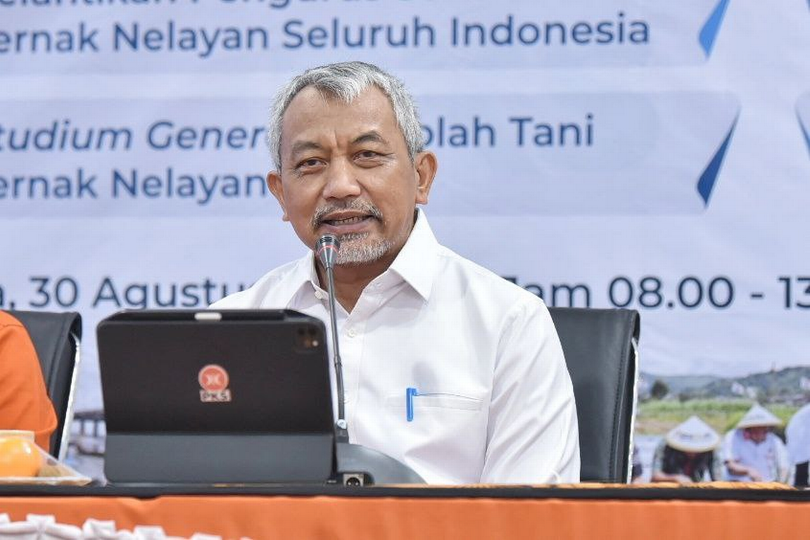 Presiden PKS Ahmad Syaikhu dalam Pengokohan dan Penguatan Sekolah Tani Ternak Nelayan. (PKSFoto/Donny)