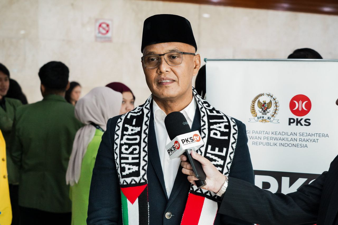 Wakil Ketua Komisi I DPR RI dari Fraksi PKS Sukamta.