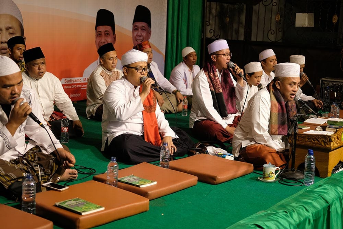 DPD PKS Jember Menggelar PKS Bersholawat dan Panjatkan Doa untuk Indonesia