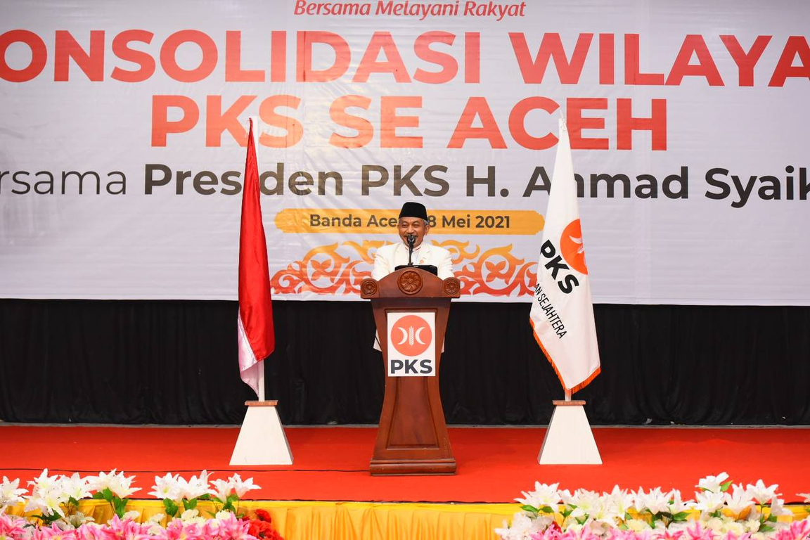 Presiden Partai Keadilan Sejahtera Ahmad Syaikhu dalam pertemuan dengan kader PKS Aceh, Jumat (28/05/2021). (Hilal/PKSoto)