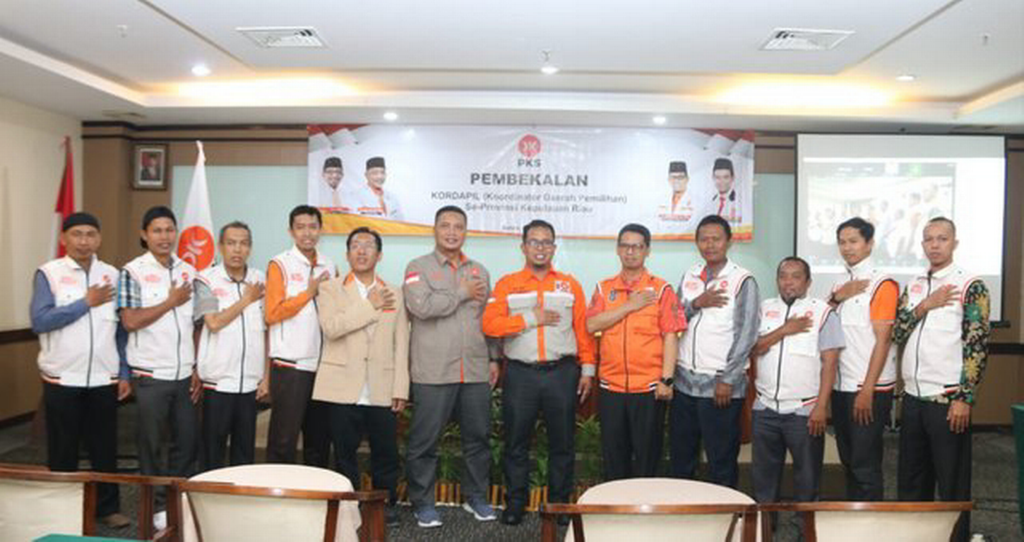 Pelantikan dan pembekalan Kordapil PKS se Kepri di Batam