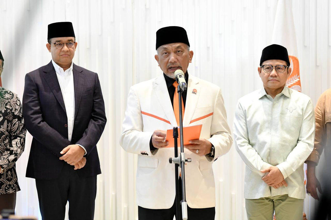 Presiden PKS Ahmad Syaikhu dalan konferensi pers menyikapi putusan Mahkamah Konstitusi (Donny/PKSFoto)