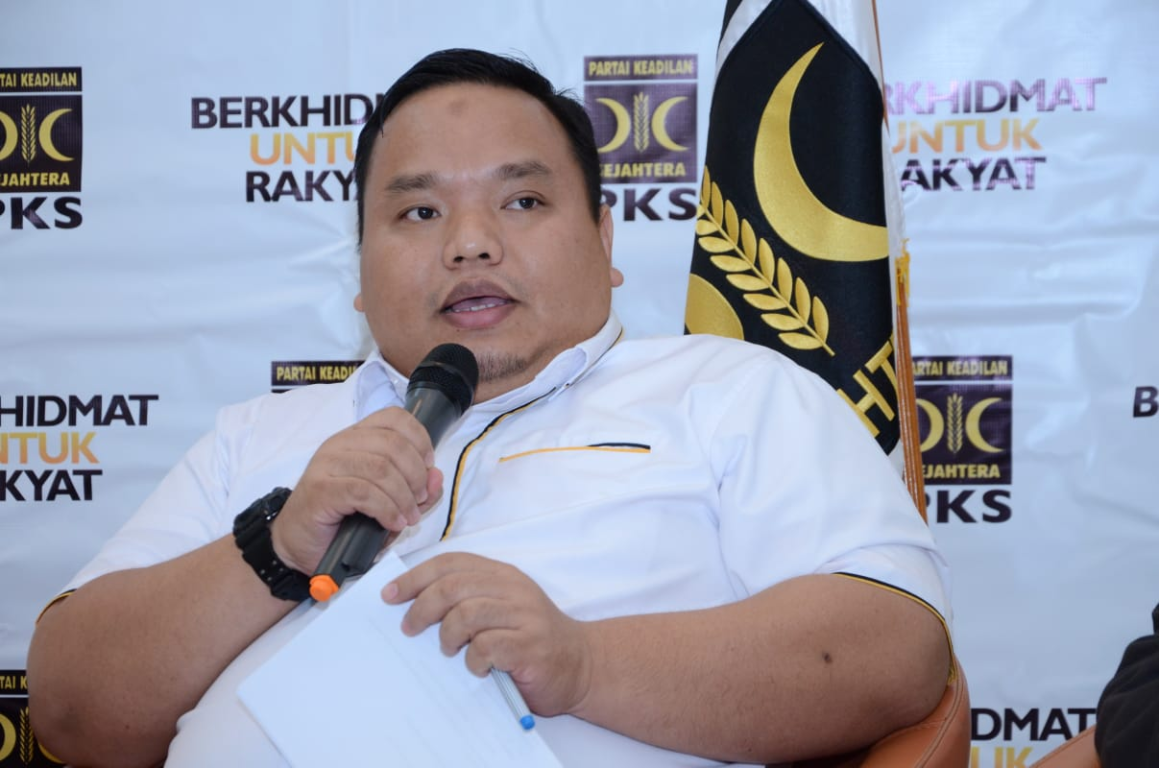 Sekretaris Bidang Ekonomi Keuangan, Industri, Teknologi dan Lingkungan Hidup (Ekuintek-LH) DPP PKS Handi Risza, di Kantor DPP PKS, Jakarta Selatan, Kamis (22/11). (Donny/PKSFoto)