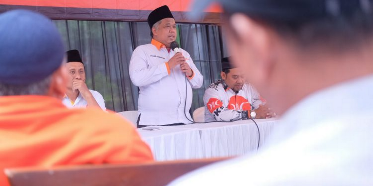 Ketua DPW PKS Jawa Timur Irwan Setiawan