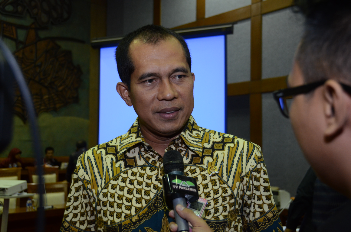 Ketua Komisi I DPR RI dari Fraksi PKS Abdul Kharis Almasyhari