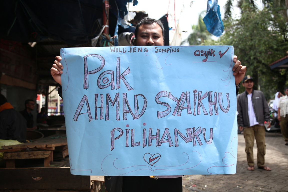 Ilustrasi Sambutan Pendukung Pasangan Asyik