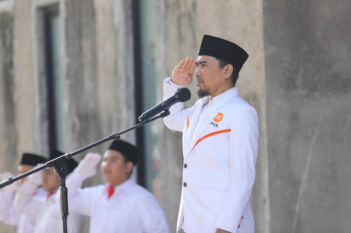 PKS Sumbar Tegaskan Visi Pelayan Rakyat di Upacara Peringatan HUT Kemerdekaan Ke-77