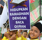 Pawai juga diikuti anak anak dengan bahagia