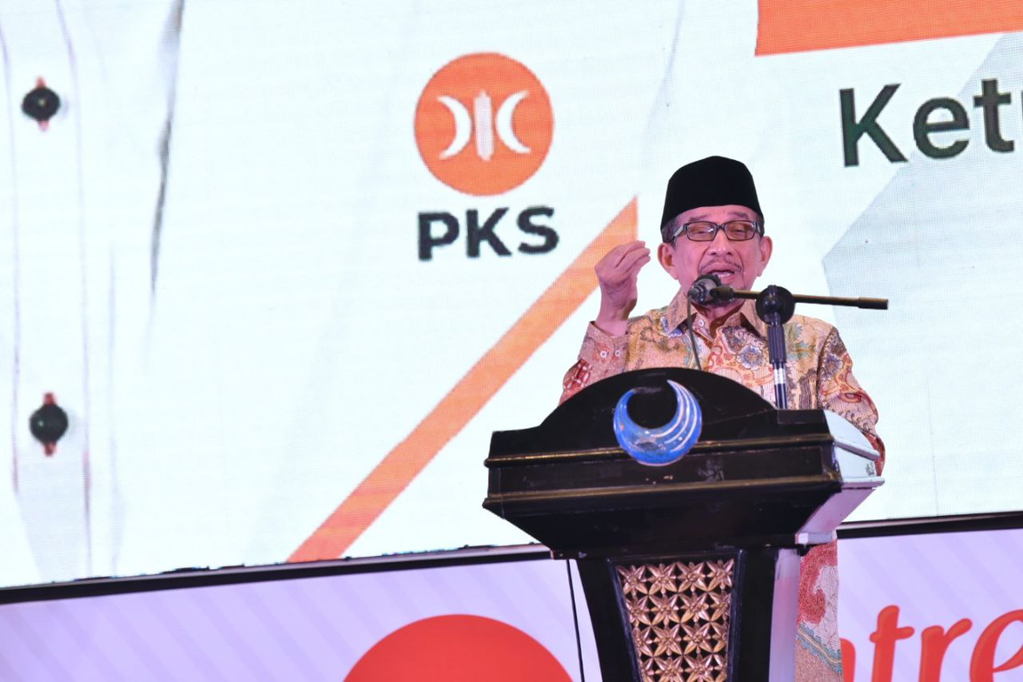 Ketua Majelis Syura PKS, Dr. Salim Segaf Al Jufri hadir memberikan inspirasi pagi peserta Entrepreneur & Youth Summit 2022 (Donny/PKSFoto)