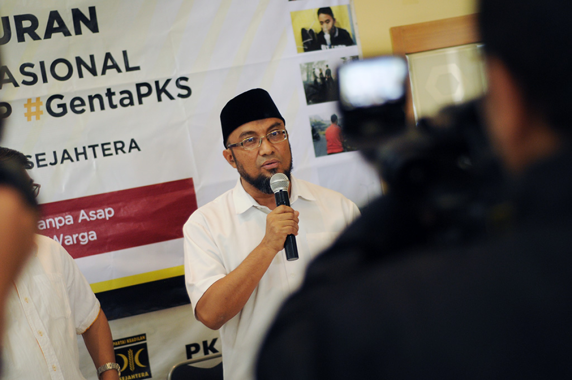 Aleg DPR RI Fraksi PKS, Fahmy Alaydroes